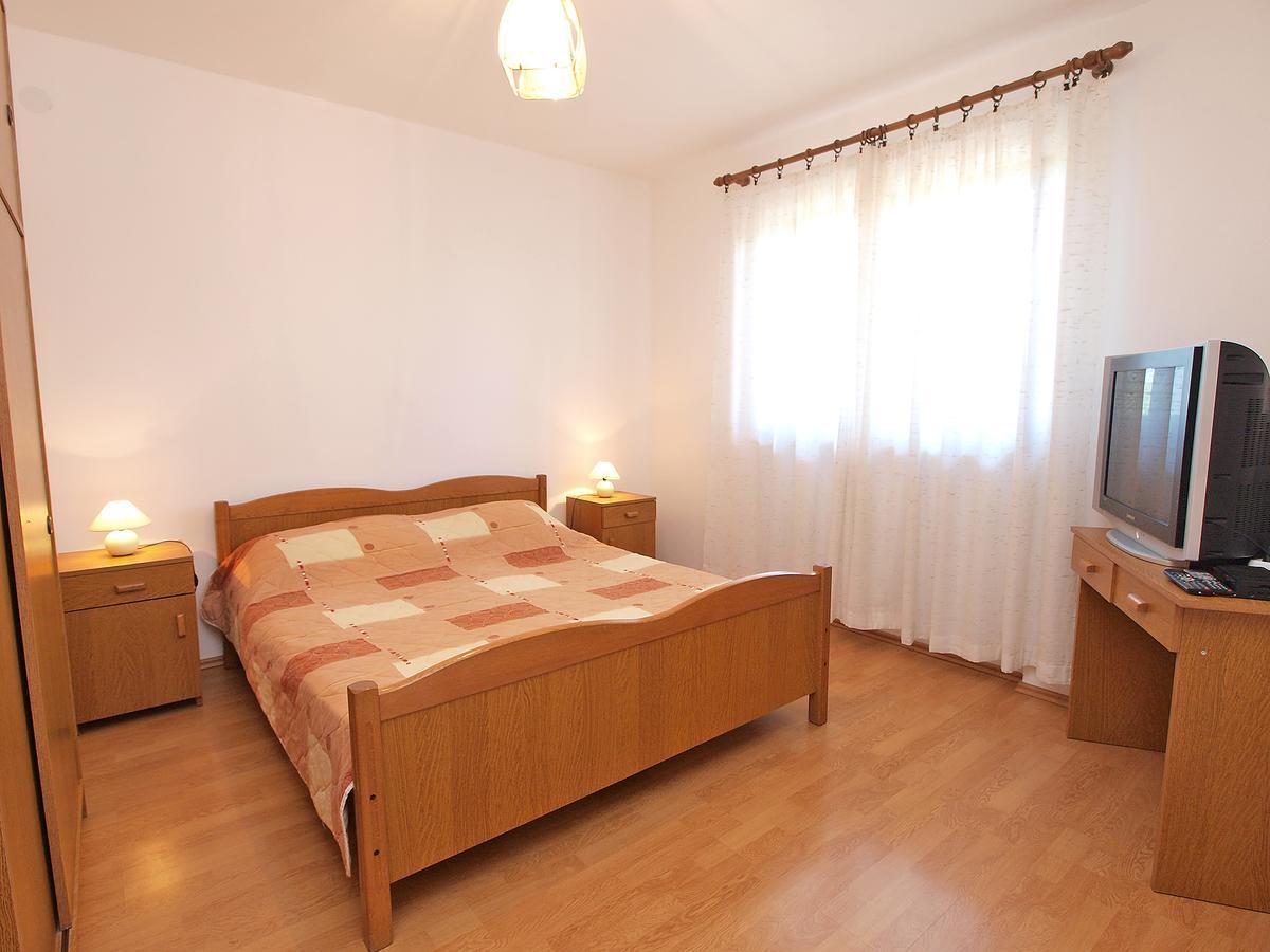Mate 909 * Fažana