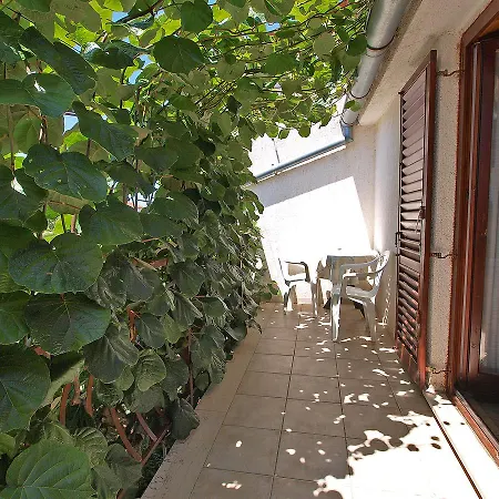 Apartments Mate 909 Fazana Exterior photo